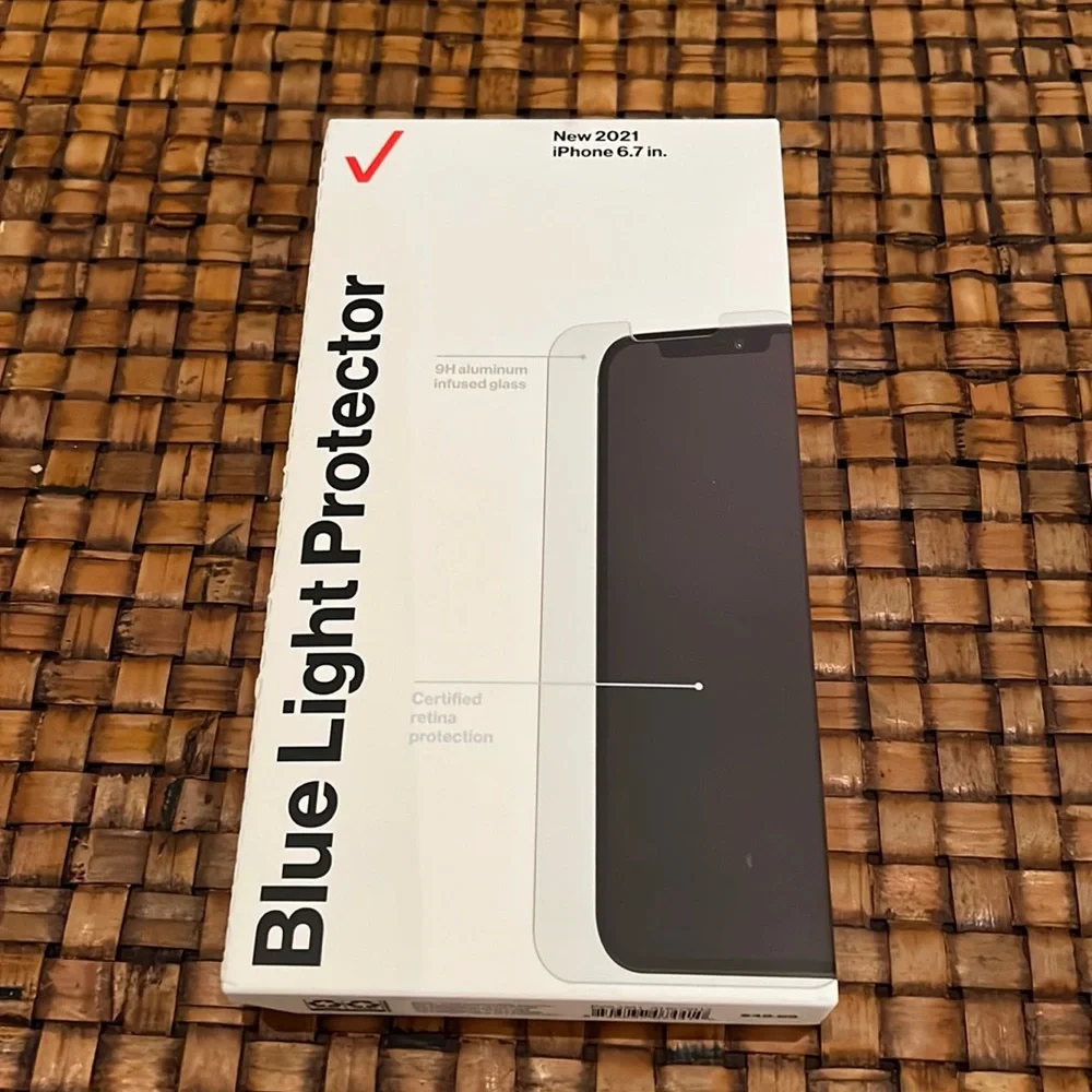 NWT iPhone 13 Pro Max Blue Light Protector